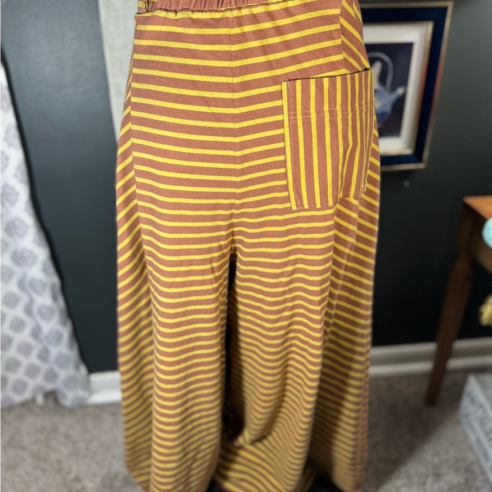 Free People Striped Two-Piece Set – Tank & Wide-Leg Pants – Mustard/Rust XL - Picture 5 of 6